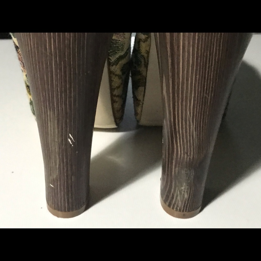 Patterned platform shoes - Picture 4 of 7